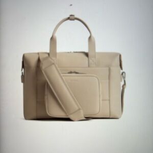 Elegant Cream Travel Bag